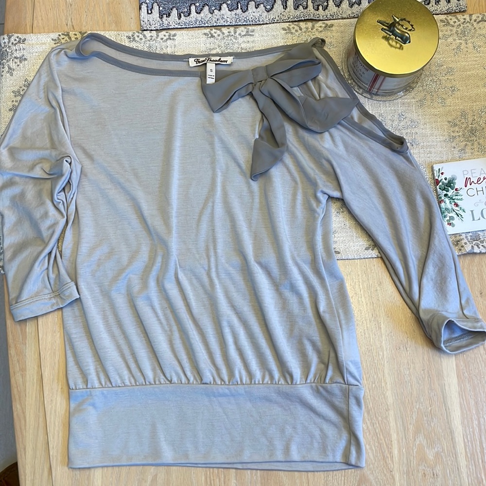Junior size Small blouse